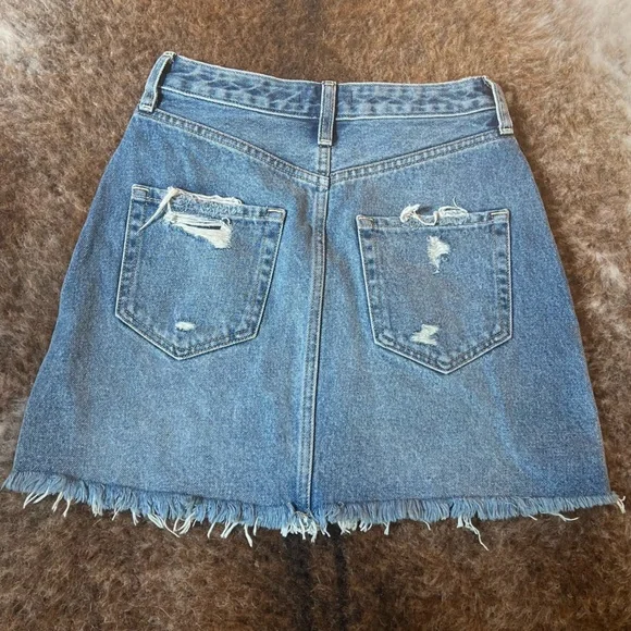 NWOT Abercrombie and Fitch, Zoe natural rise message A-line skirt, size 25 denim - Picture 3 of 4